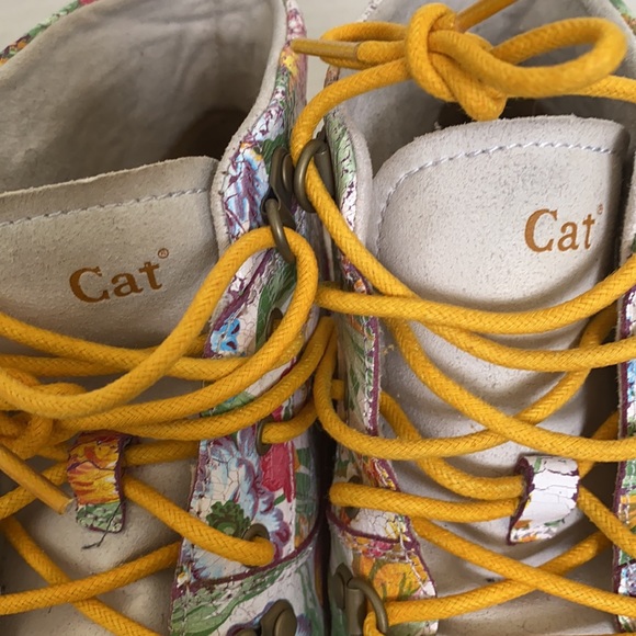 Cat Floral Design Work Boots, Weathered - Picture 3 of 11